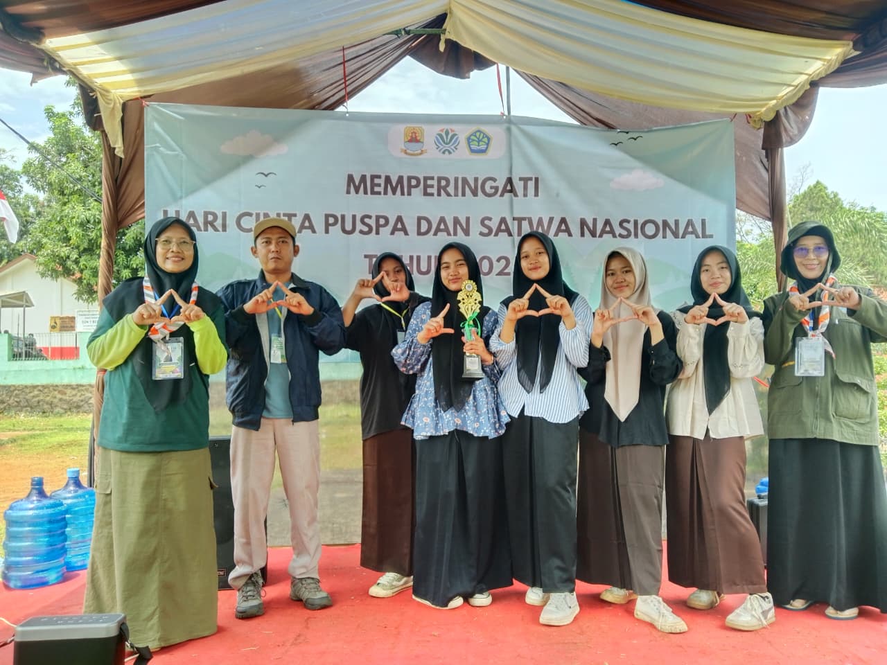 MA KHAS Kempek Raih Juara II pada Jambore Adiwiyata Kabupaten Cirebon 2025: Implementasi Nyata Pendidikan Lingkungan Berbasis Adiwiyata